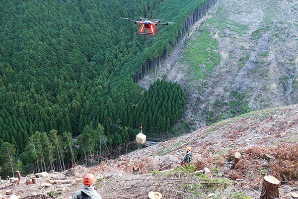 運搬用ドローン